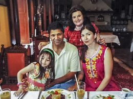 Adelina MORARU din Țarigrad cu familia sa, cu care locuiește în America