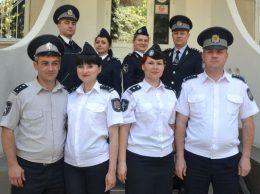 Soții Diana CIUMAC-MARINESCU și Sergiu CIUMAC, Ina și Sorin BOGHEAN (rând I), Cristina și Alexandru STRĂINU, Cristina și Valeriu LISNIC (rând II)