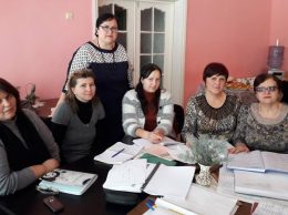 În cadrul seminarului instruirea se face și în grupuri