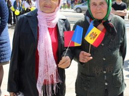 La Drochia a fost marcată solemn
Ziua Drapelului de Stat