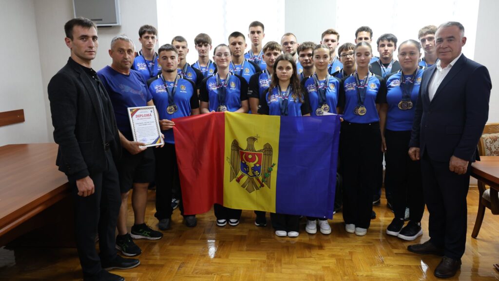 546205535_2223508654825875_149872905764176935_n